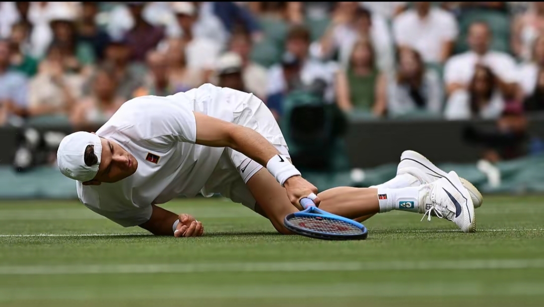 摩纳哥发布备战花絮；清晨伤情更新；中超任务艰巨；资深球员宣示担当 